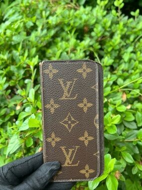 Louis Vuitton phone case